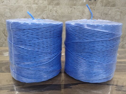 Resistência a UV PP Baler Twine Resistência à tração 380KGF 100% Polipropileno Ideal para as necessidades de ligação e embalagem de bacias